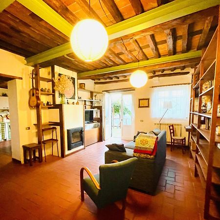 La Casa In Valli 35 Bagni di Lucca Exteriör bild